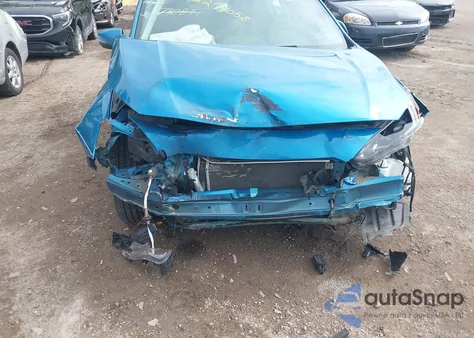 2018 Subaru Impreza 2.0I Limited из США, поврежденный, VIN 4S3GTAT65J3730871